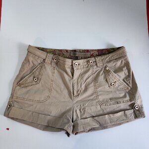 Guess summer shorts women's size 10 beige colour